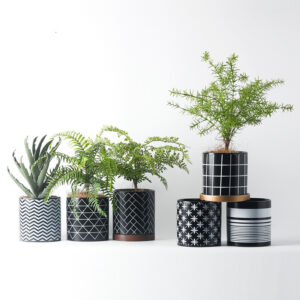 Square pattern ceramic flowerpot with minimal style