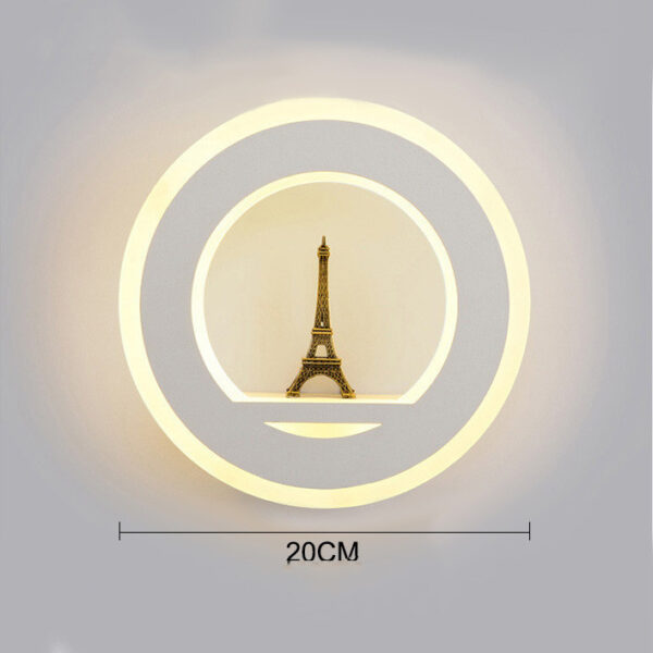 Wall-mounted Eiffel Tower planter showing 20cm width