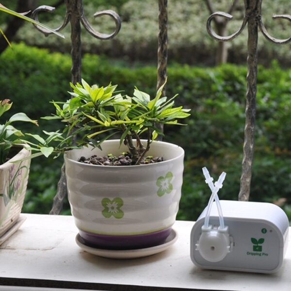 Automatic Plant Watering System with Bluetooth Control and 8 Drippers - Automatic Irrigation | Garden Tools & Supplies